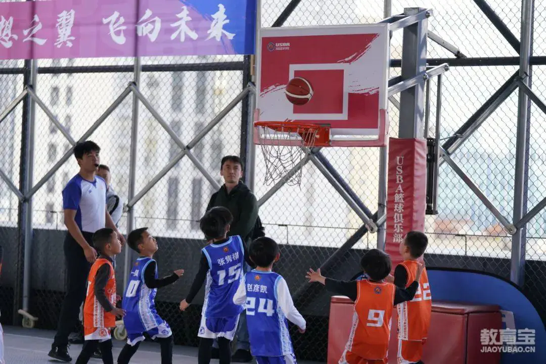 如何通过模拟比赛环境提高篮板实战能力?_1